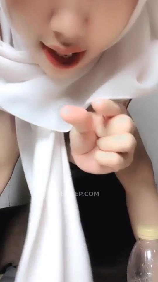 Hijab Live Masukin Botol Kememek